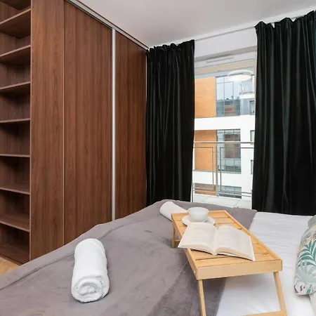 Appartement Superior With Balcony & Parking By Renters Prestige