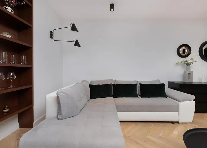 Superior With Balcony & Parking By Renters Prestige * Gdansk